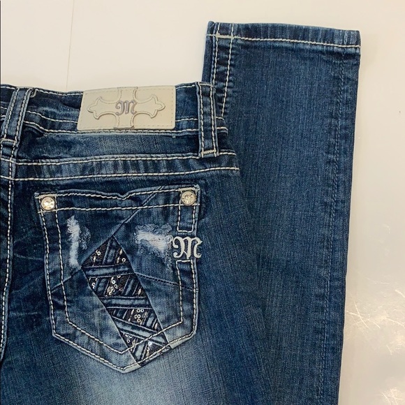 NWT 🏷 !! Miss Me Skinny Jeans 👖 🦋 - Picture 2 of 6